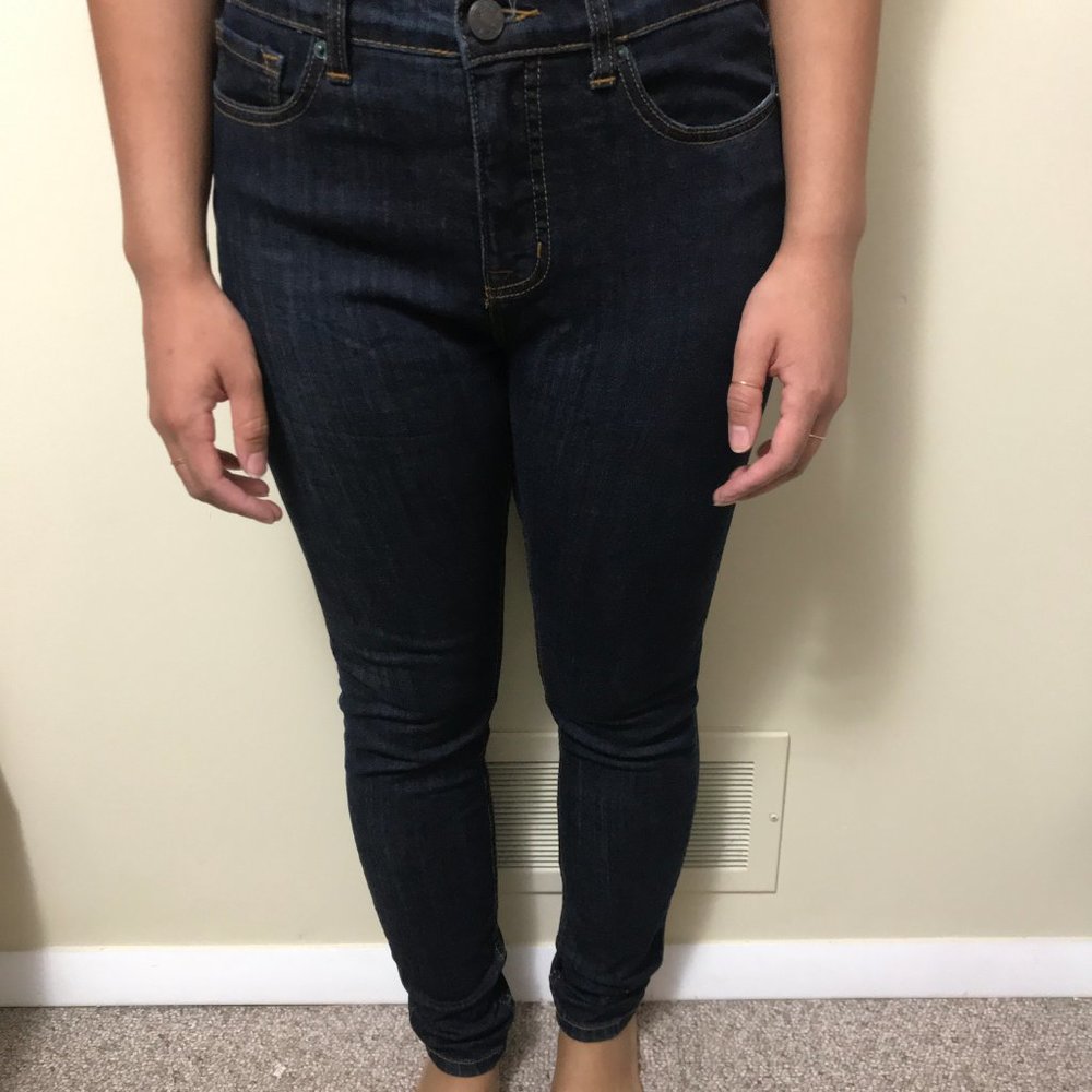 HIGH RISE TWIG ANKLE JEANS